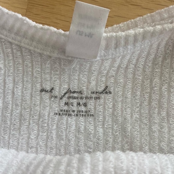 out from under seamless tank - Picture 4 of 4